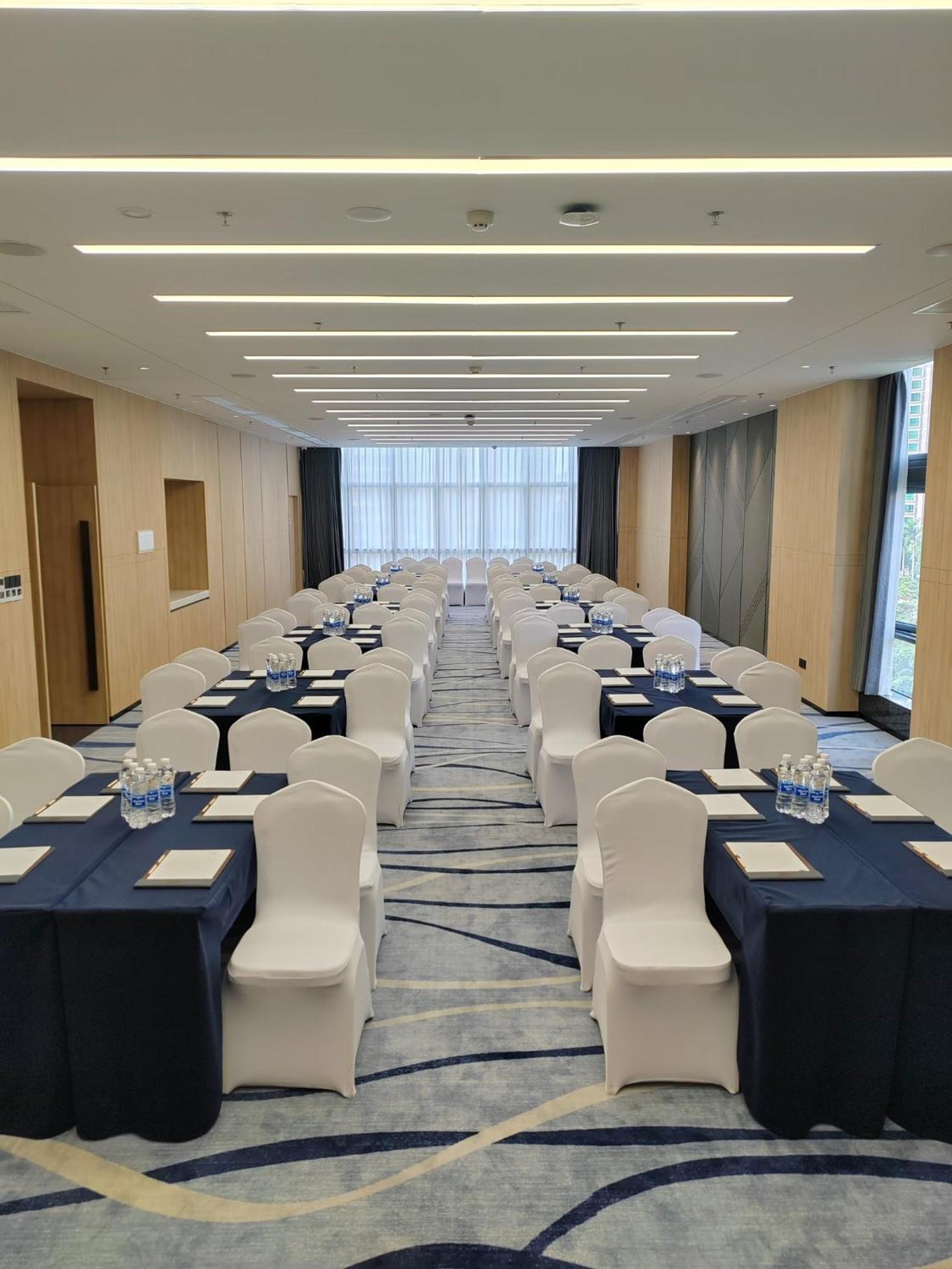 Holiday Inn Express Guangzhou Panyu Dashi By Ihg Exterior photo